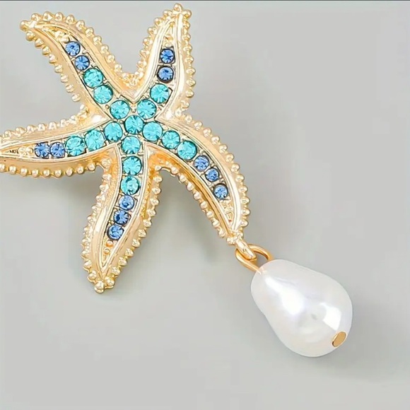 Gold Starfish Earrings with Blue Rhinestones & Pearl Drop NEW NWT Coastal - Picture 2 of 4
